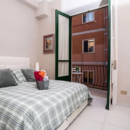 Monica's House B&B 살레르노